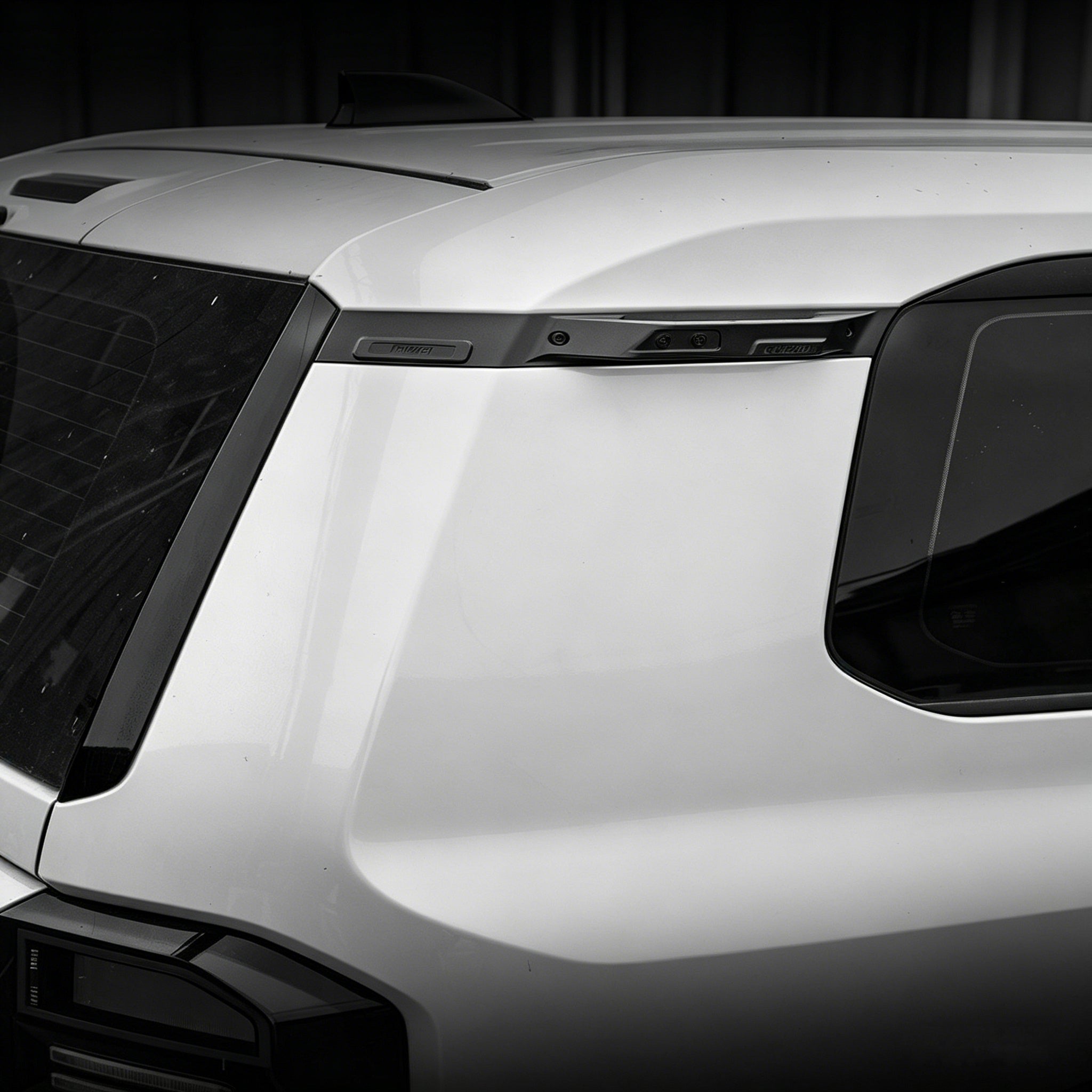 D-pillar handle for Lexus GX550