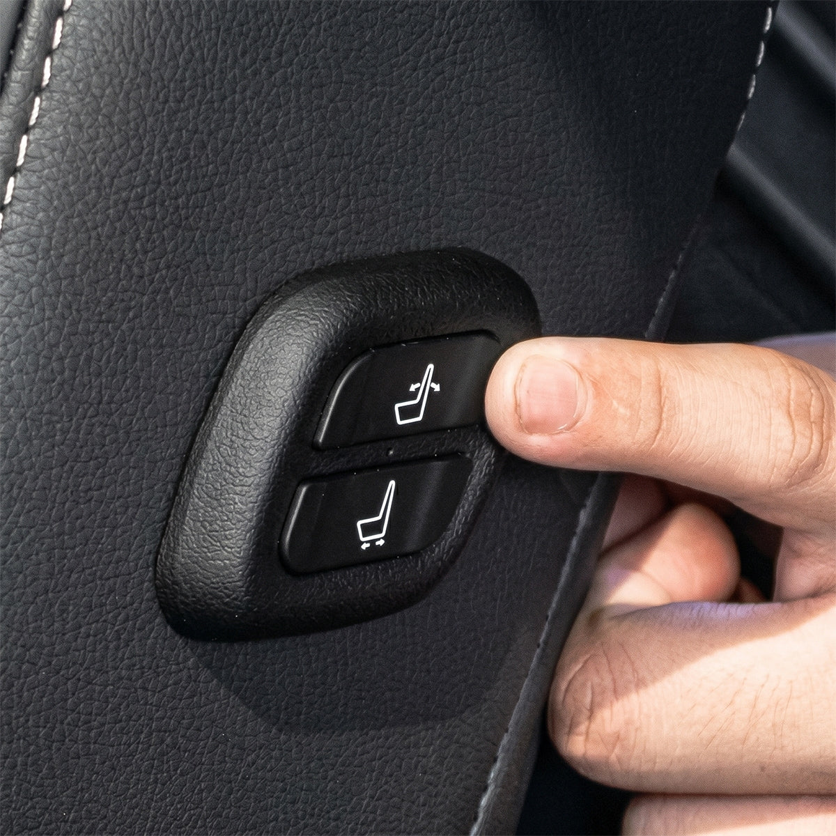 Quick-install Seat Smart Button for Toyota LC250