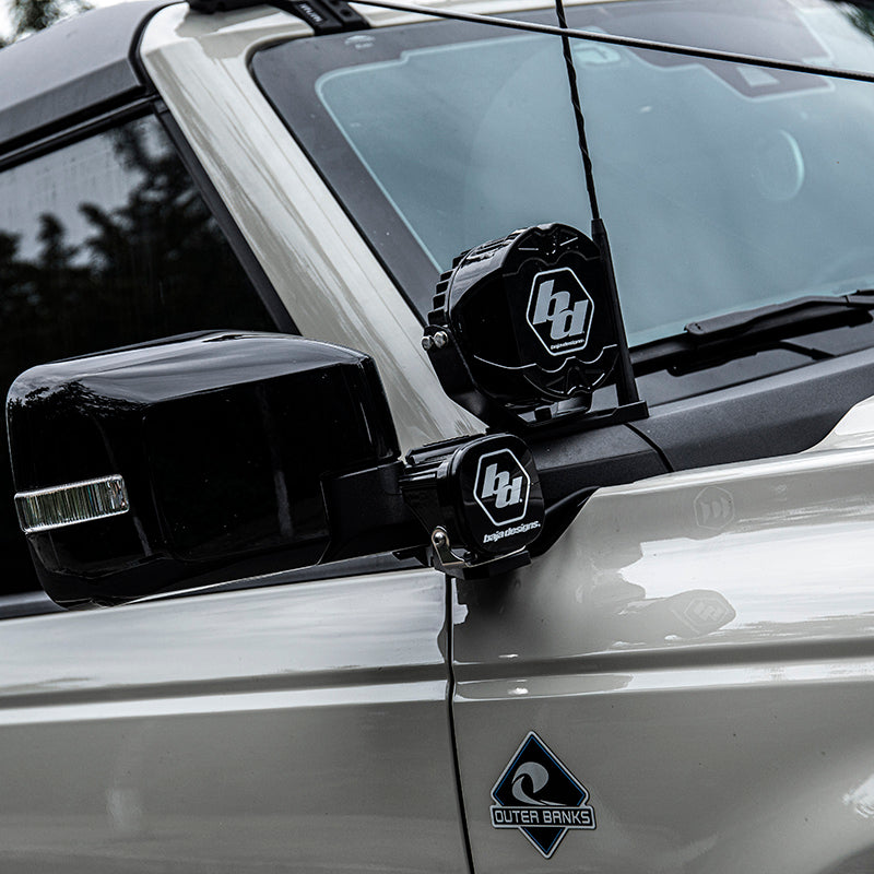 A-pillar spotlight bracket for Ford Bronco