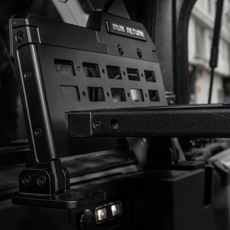 Quick-Release Cargo Platform for Ford Bronco
