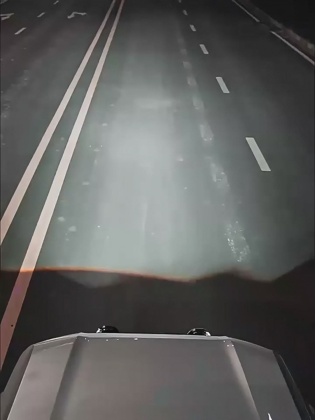 Showcase video demonstrating the dynamic startup animation and sequential turn signals of the Triple-Beam LED headlights on a Toyota LC250